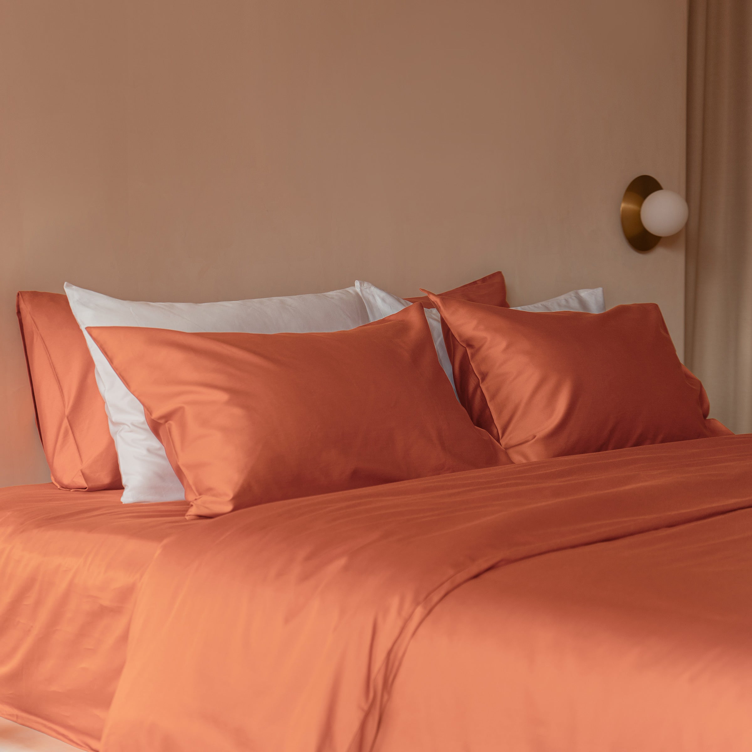 classic-peach-bundle-set-in-bedroom-by-sojao