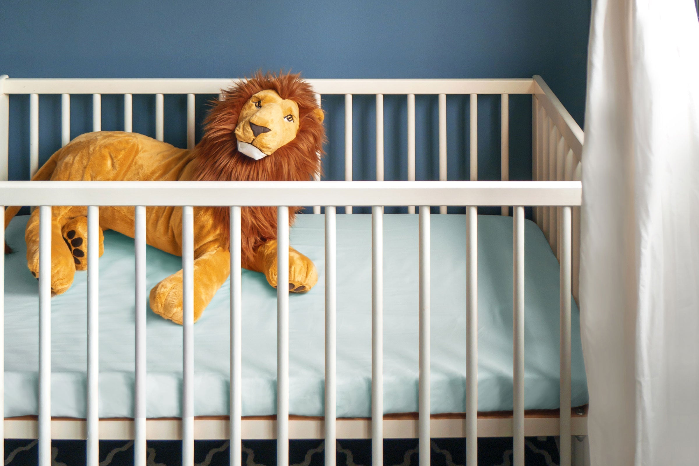 mint-organic-classic-baby-cot-fitted-sheet-wide-shot-by-sojao.jpg