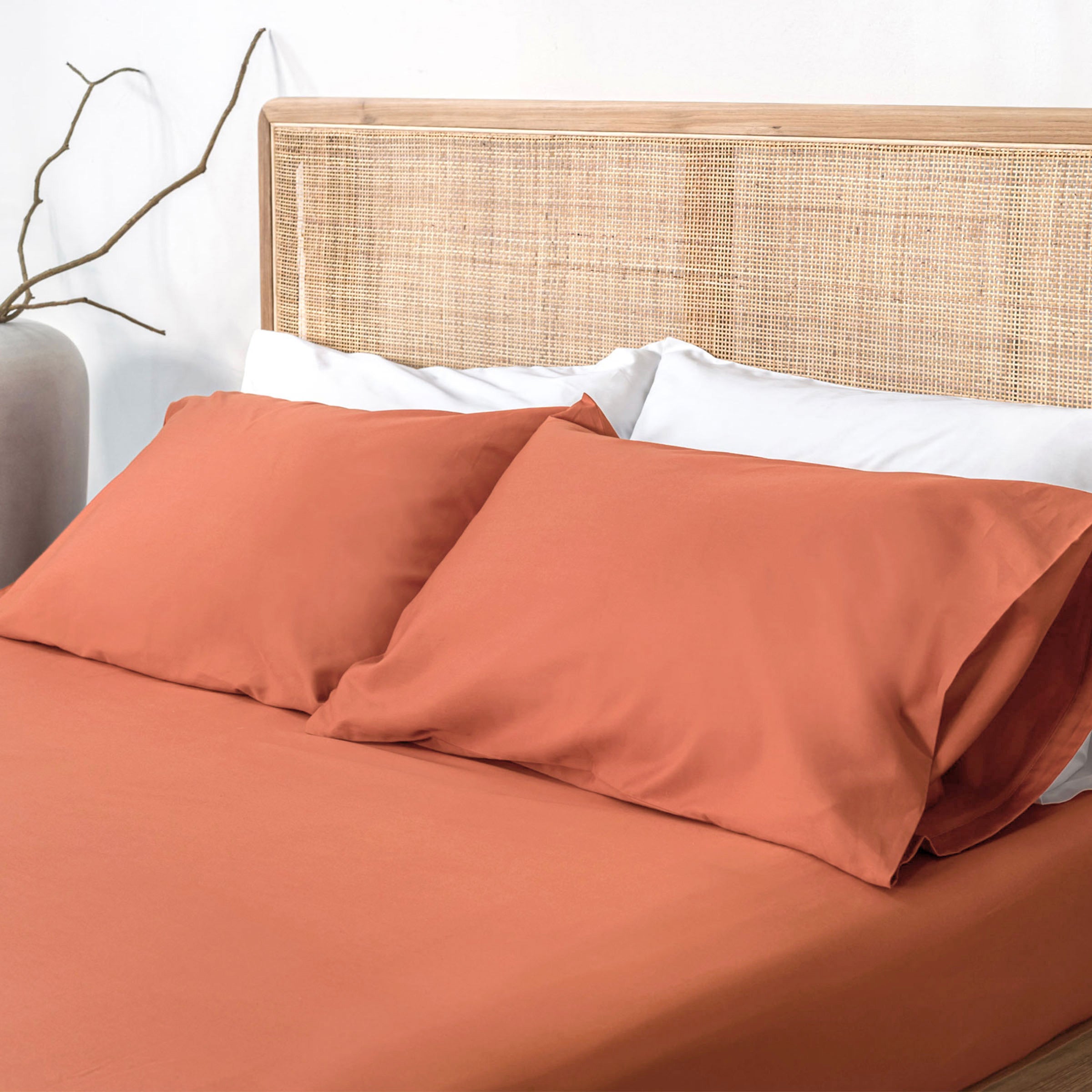 classic-peach-sheet-set-in-bedroom-by-sojao