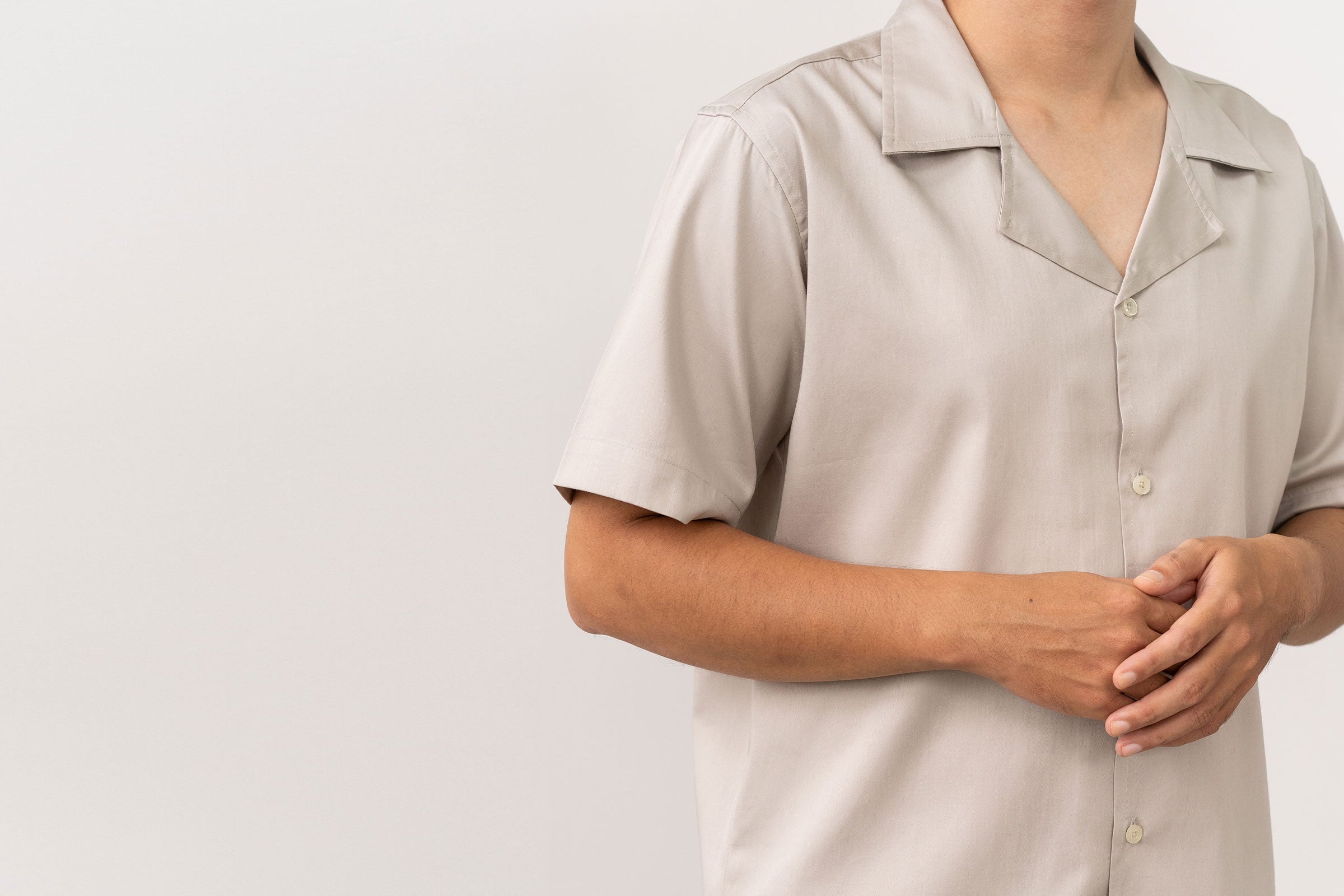 cloud-organic-cotton-mens-loungewear-shirt-detail-shot-by-sojao.jpg