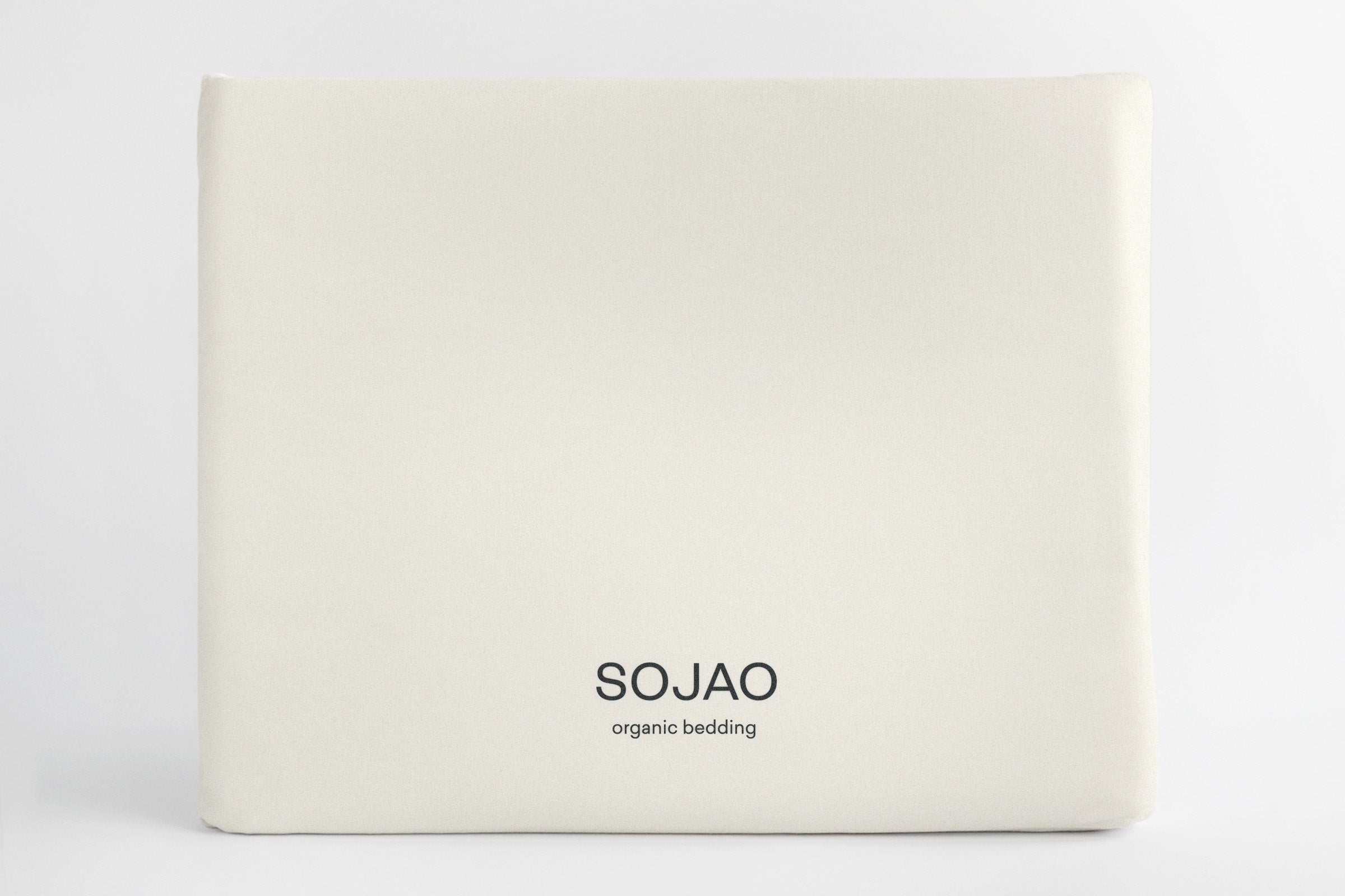 classic-natural-fitted-sheet-dust-bag-by-sojao.jpg