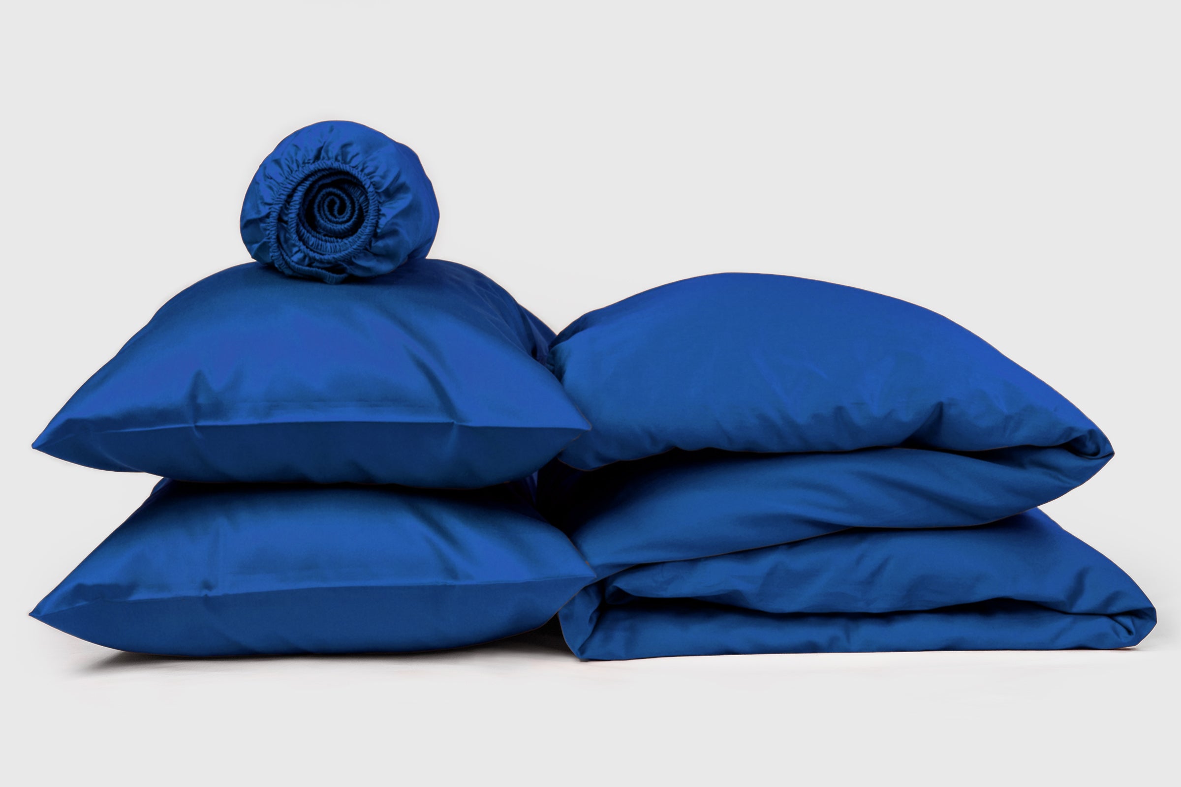 crisp-cobalt-bundle-set-fitted-sheet-duvet-cover-pillowcase-pair-by-sojao.jpg