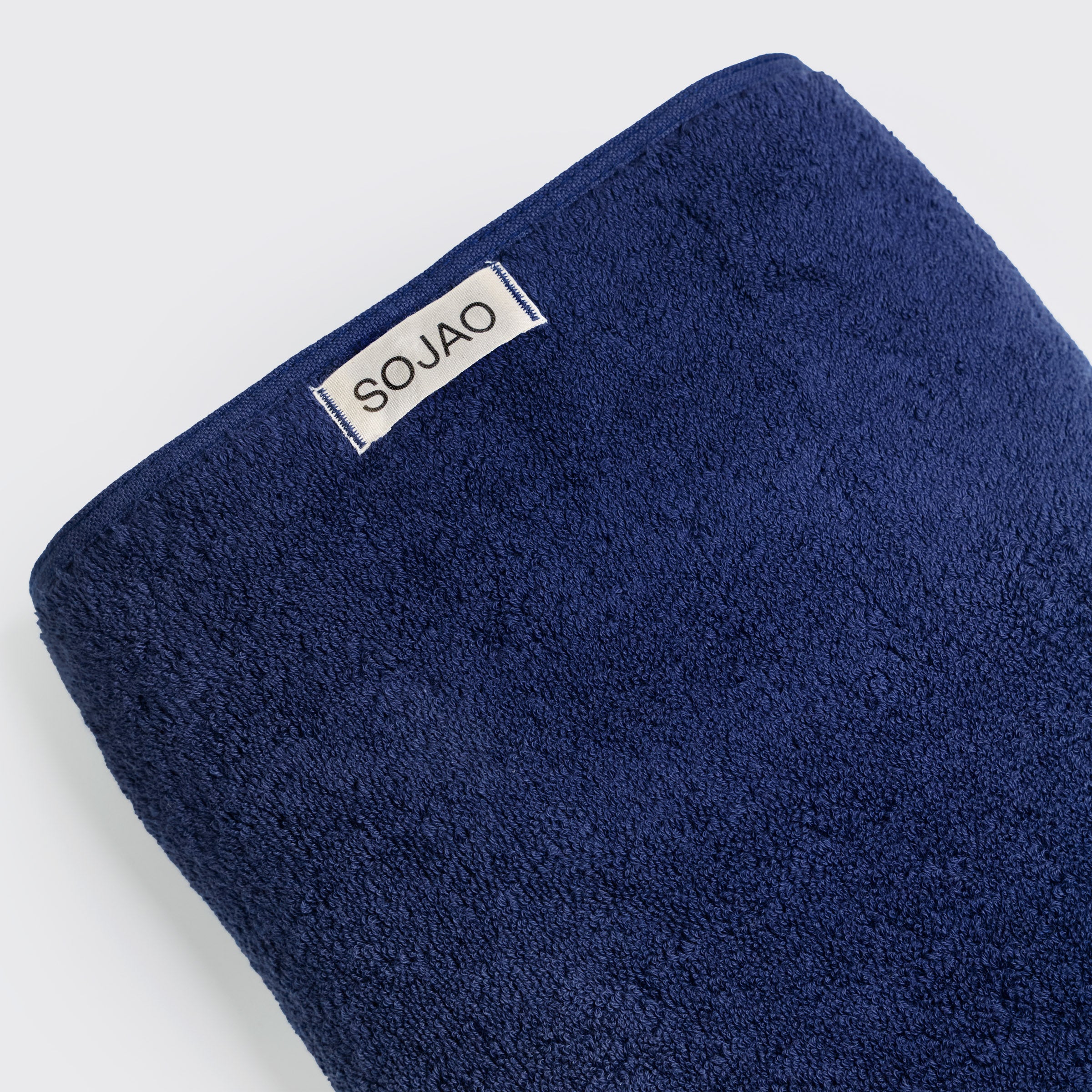 organic-cotton-bath-towel-in-navy-colour-SOJAO-tag-by-sojao