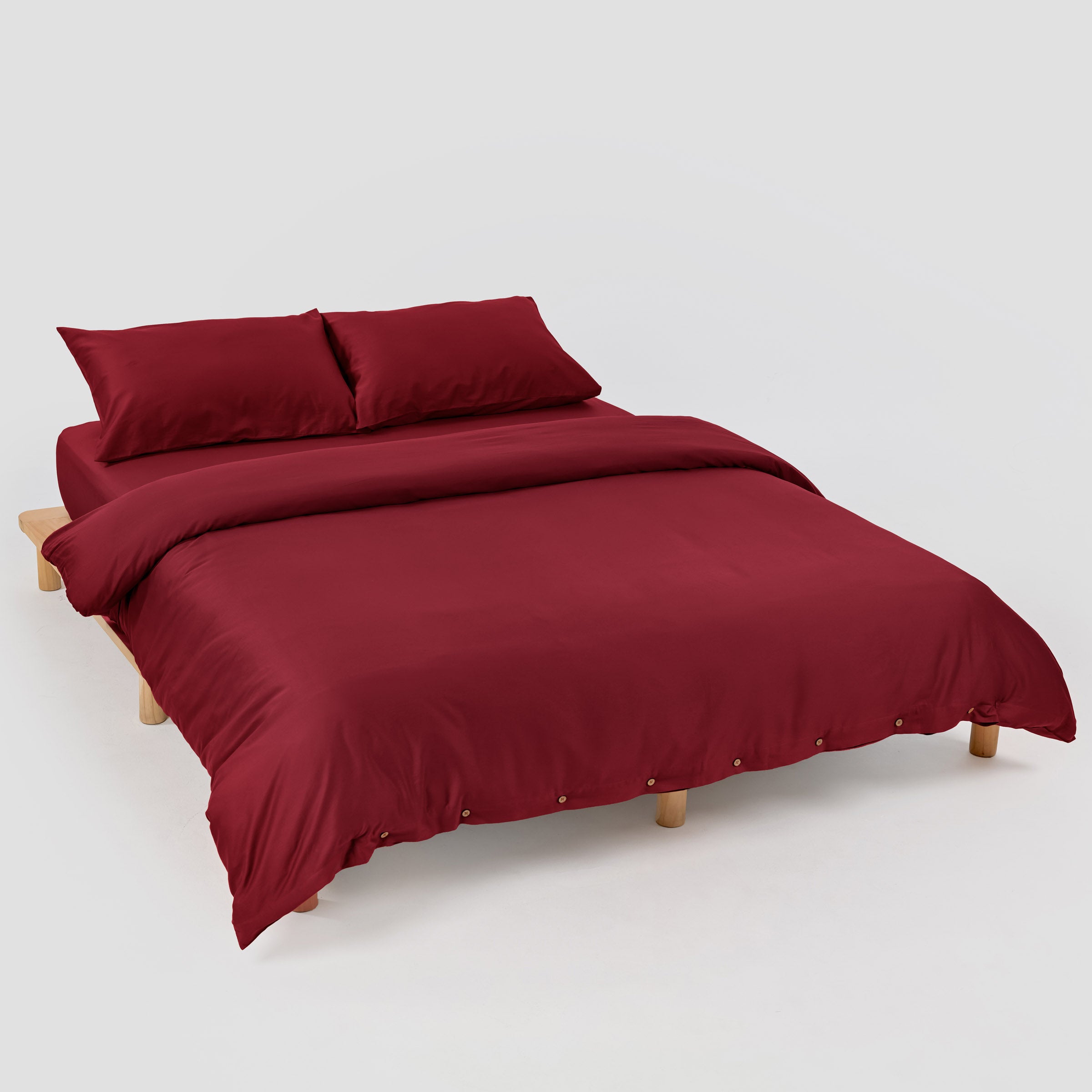 classic-wine-red-duvet-cover-fitted-sheet-pillowcase-pair-by-sojao