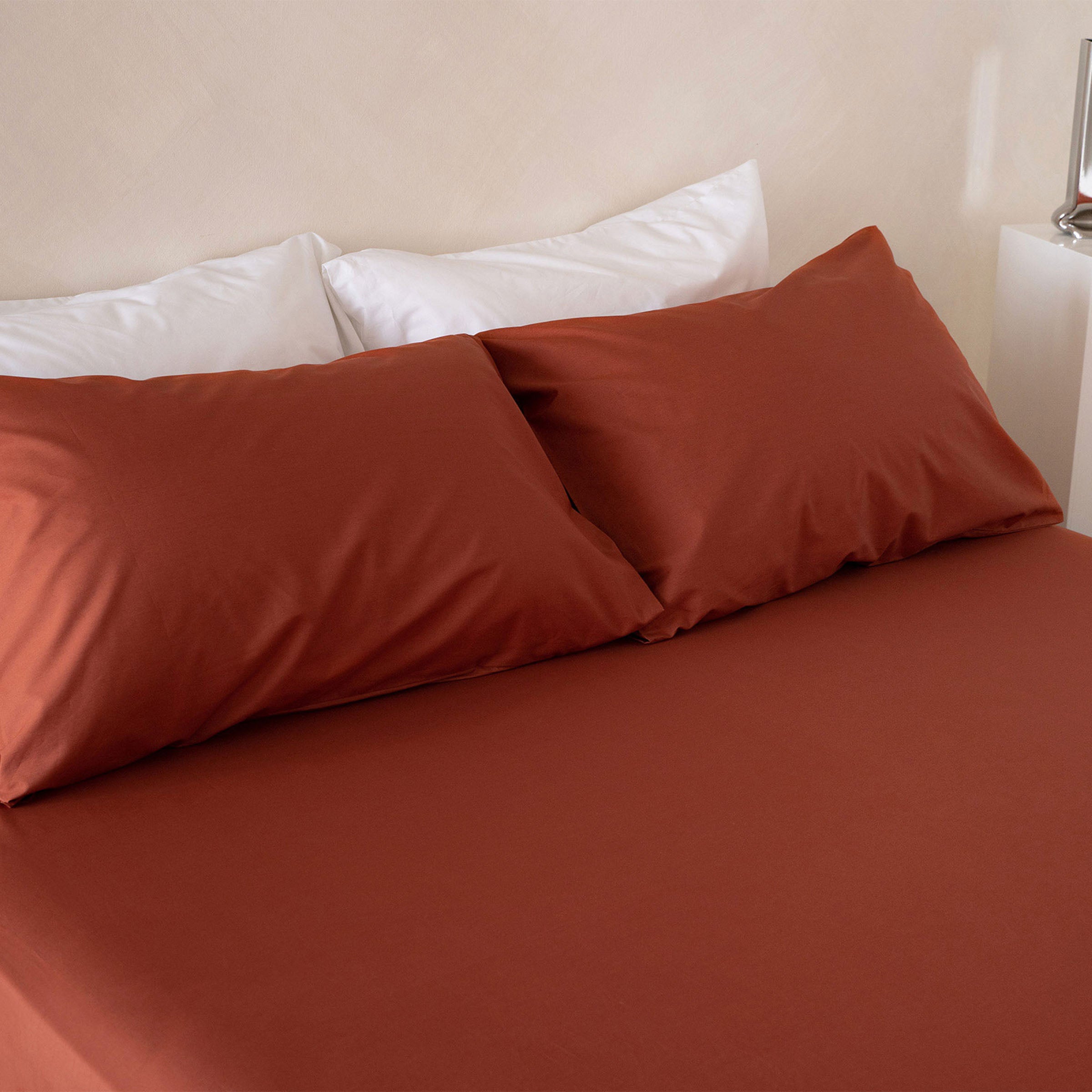 crisp-clay-sheet-set-in-bedroom-by-sojao