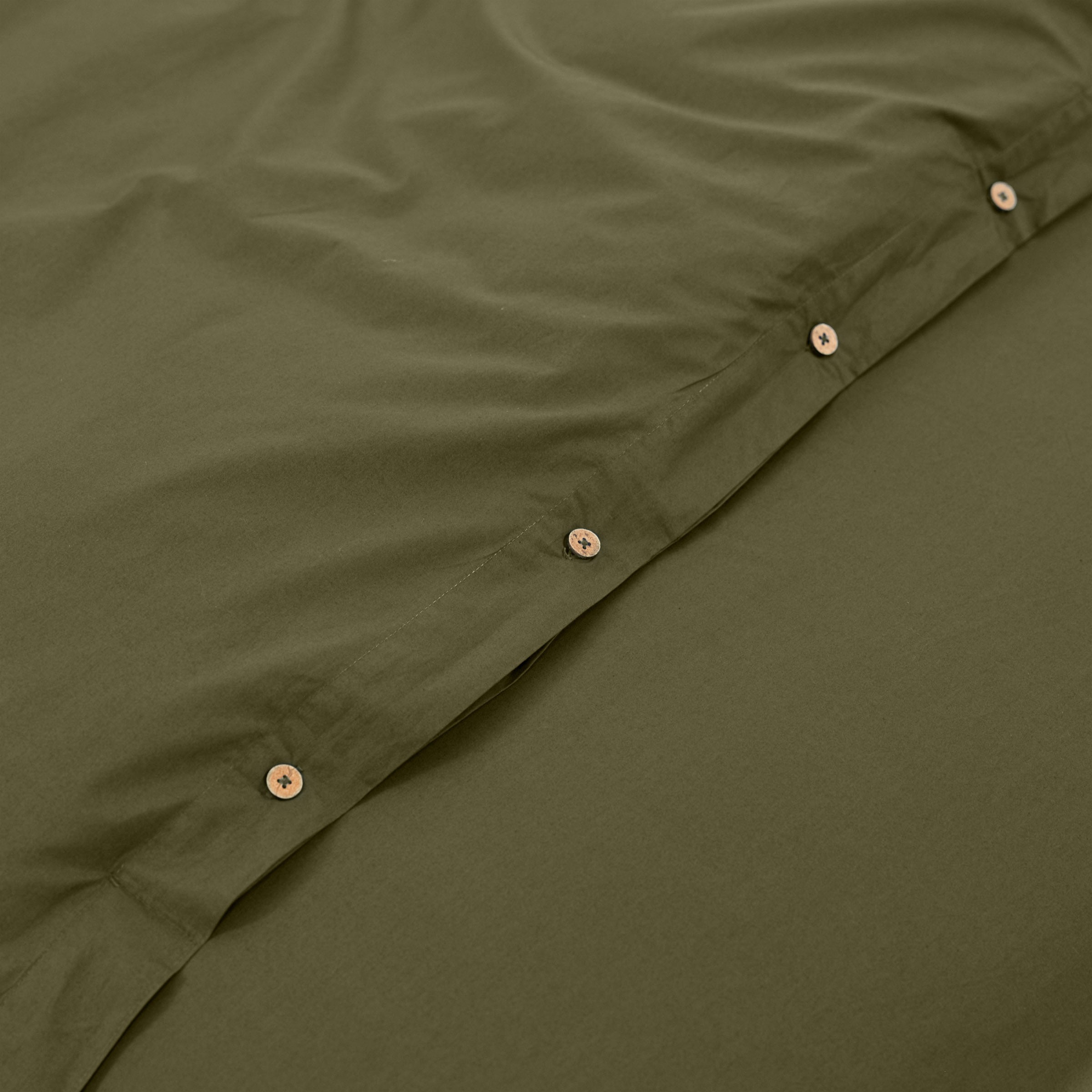 crisp-olive-green-duvet-cover-coconut-buttons-by-sojao