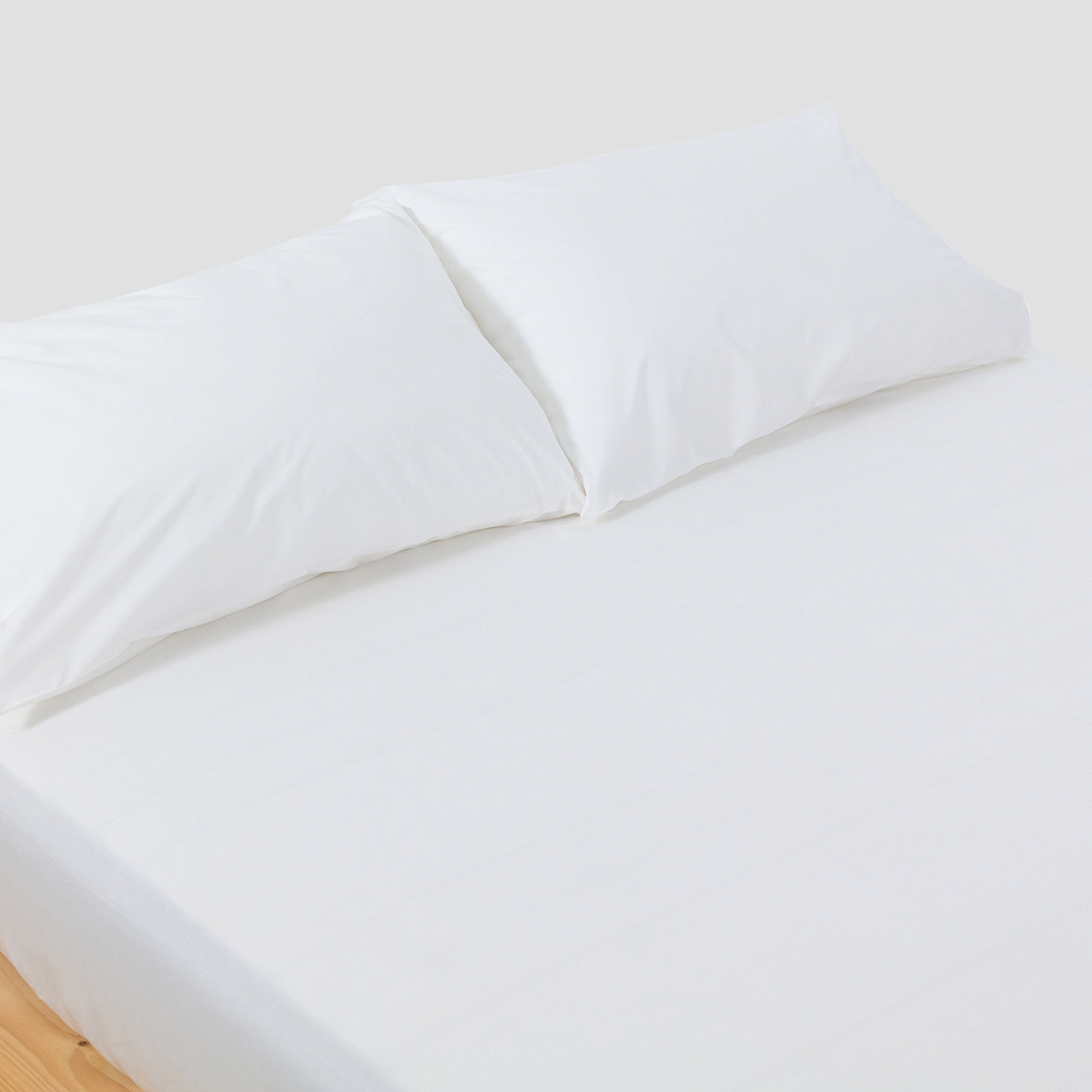 crisp-white-sheet-set-by-sojao