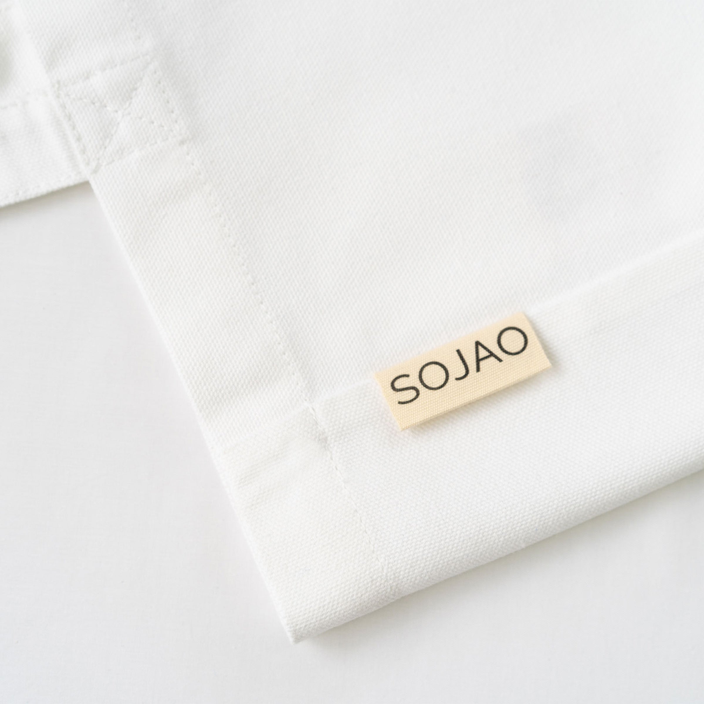 organic-fantastic-tote-bag-in-white-colour-carrying-plants-by-sojao