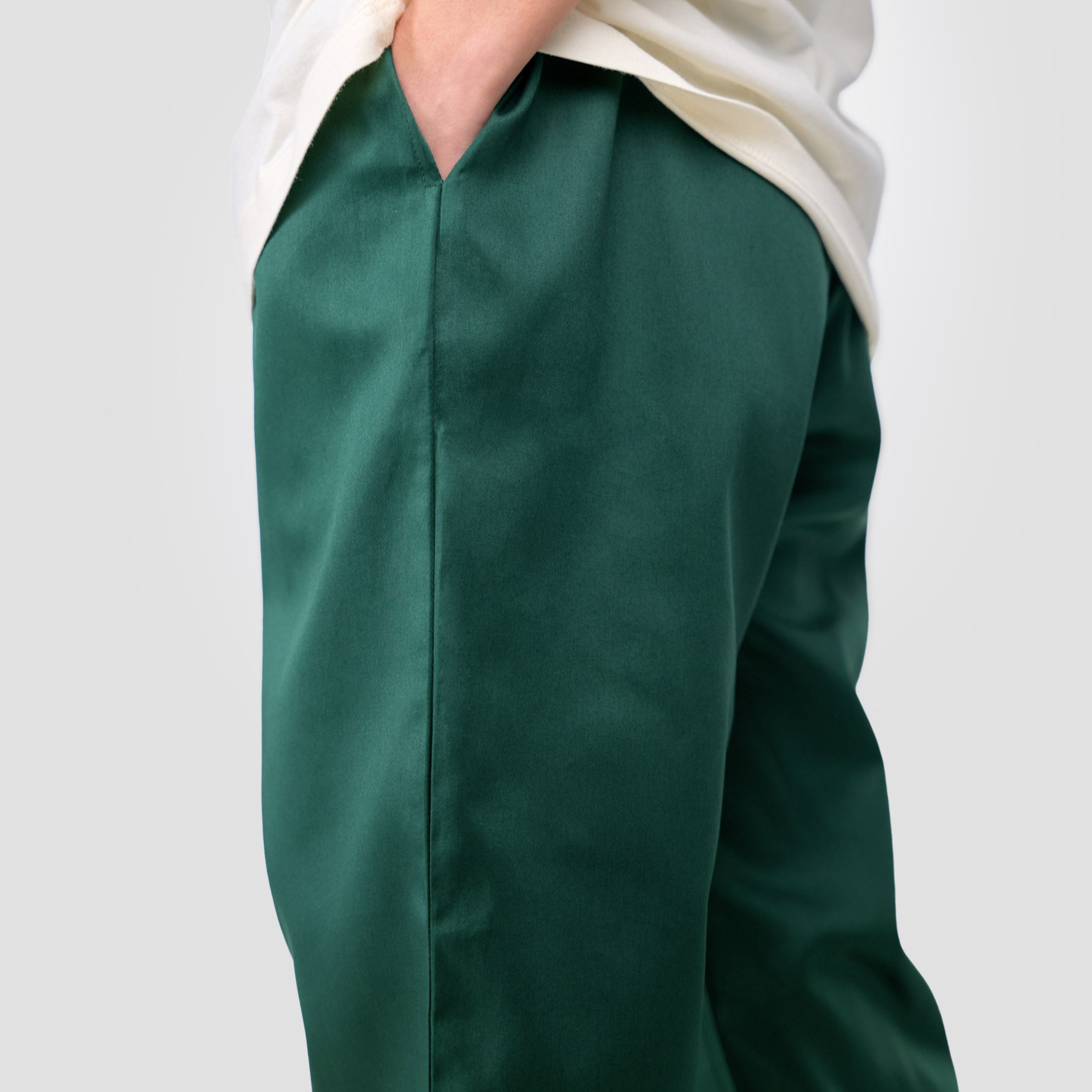 organic-cotton-womens-loungewear-pants-in-forest-colour-by-sojao