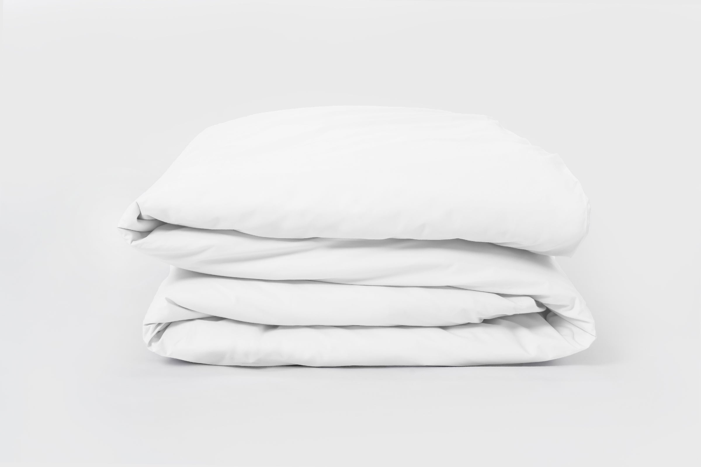 crisp-white-duvet-set-duvet-cover-pillowcase-pair-by-sojao.jpg