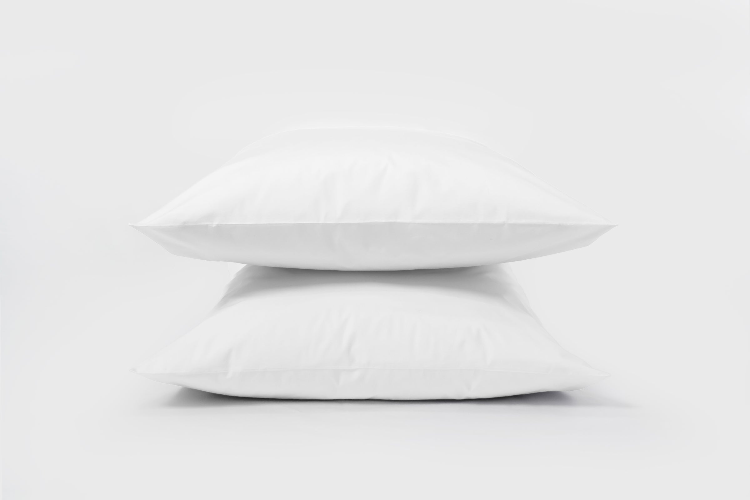 crisp-white-duvet-set-pillowcase-pair-by-sojao.jpg