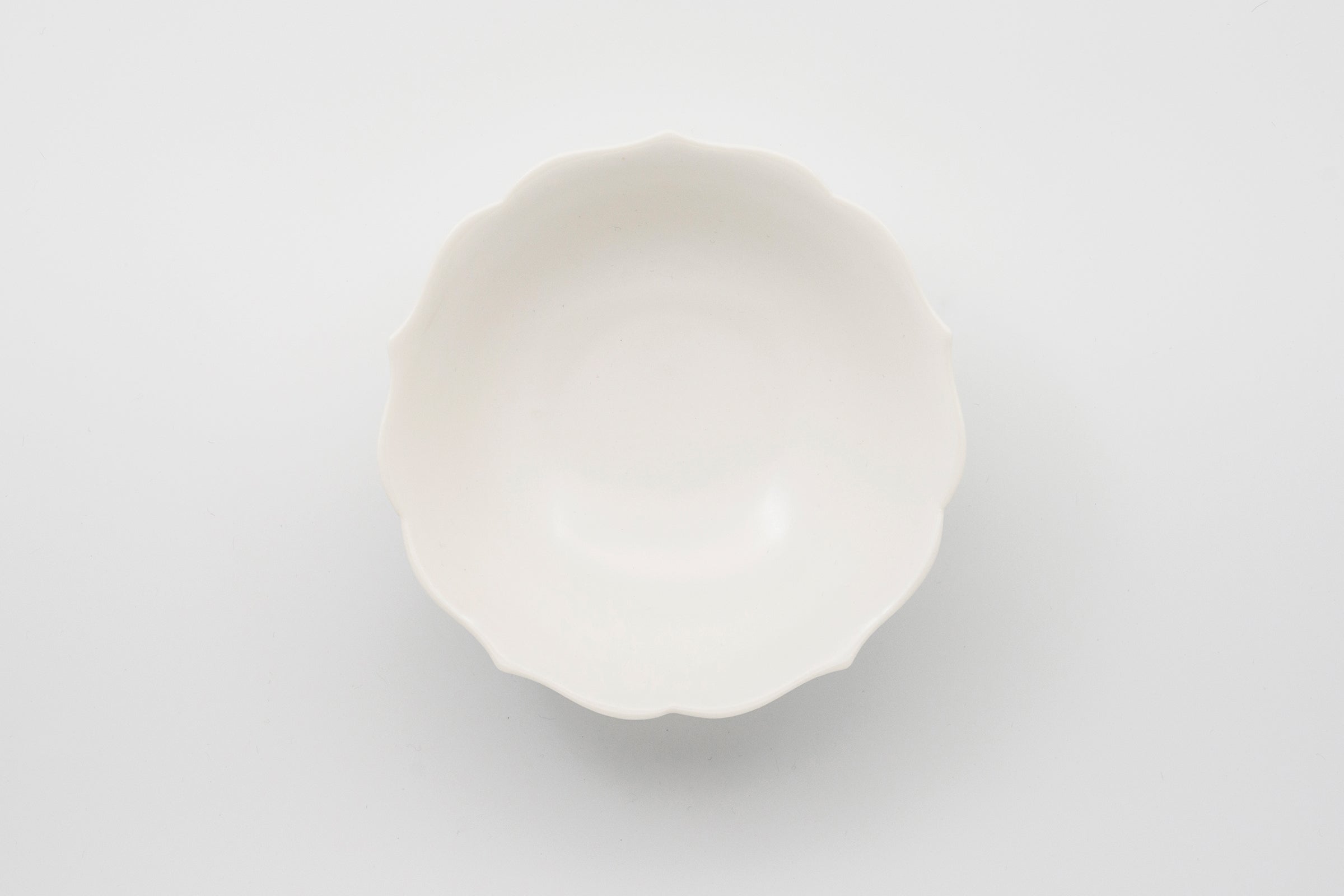 jicon-bellflower-porcelain-ware-bowl-by-sojao